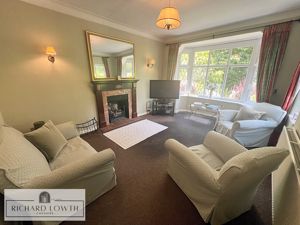 Lounge- click for photo gallery